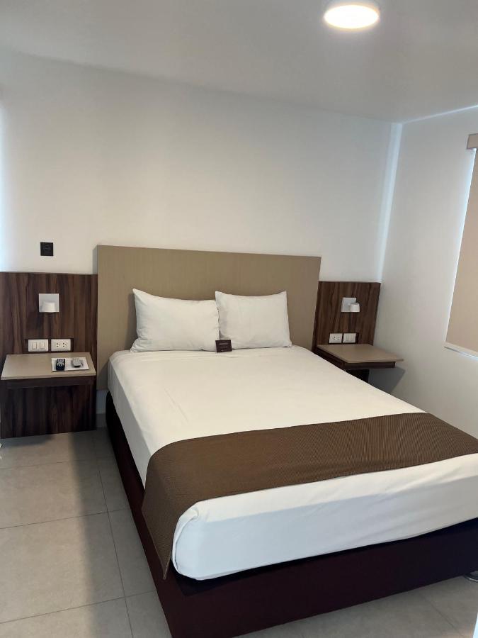 Dm Hoteles Asia Exteriör bild